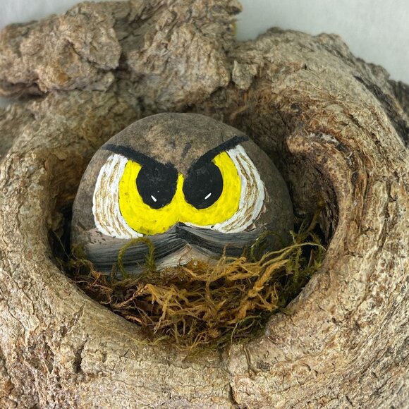 Vintage Painted Rock Owl in Wood Tree Branch Wall Decor - Picture 2 of 10